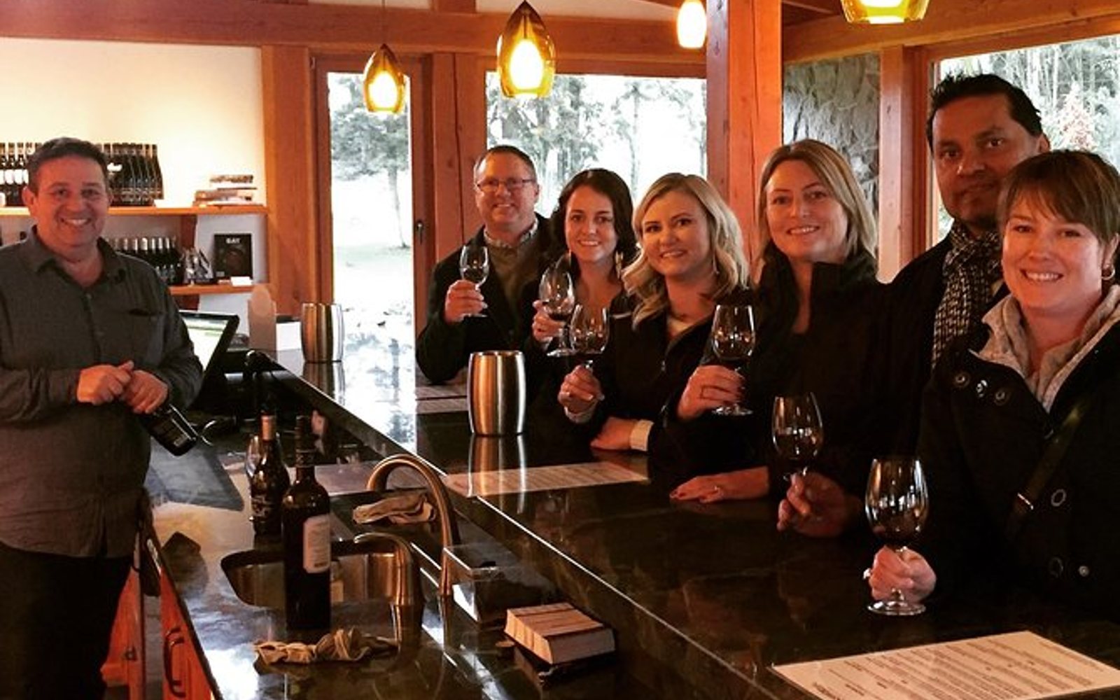 a cowichan valley wine tour that visits local victoria wineries.